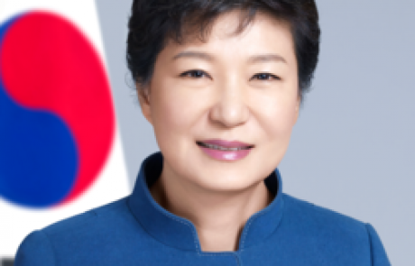 18.1.2021 | עלייתה והדחתה של הנשיאה הקוריאנית הראשונה: פאק גון-הייה | ד"ר ליאורה צרפתי
